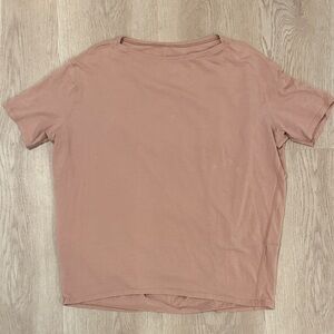 Lululemon Taupe T-Shirt